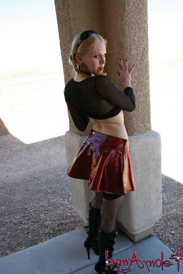 16P Pictures of Felony Angel showing you her fun parts