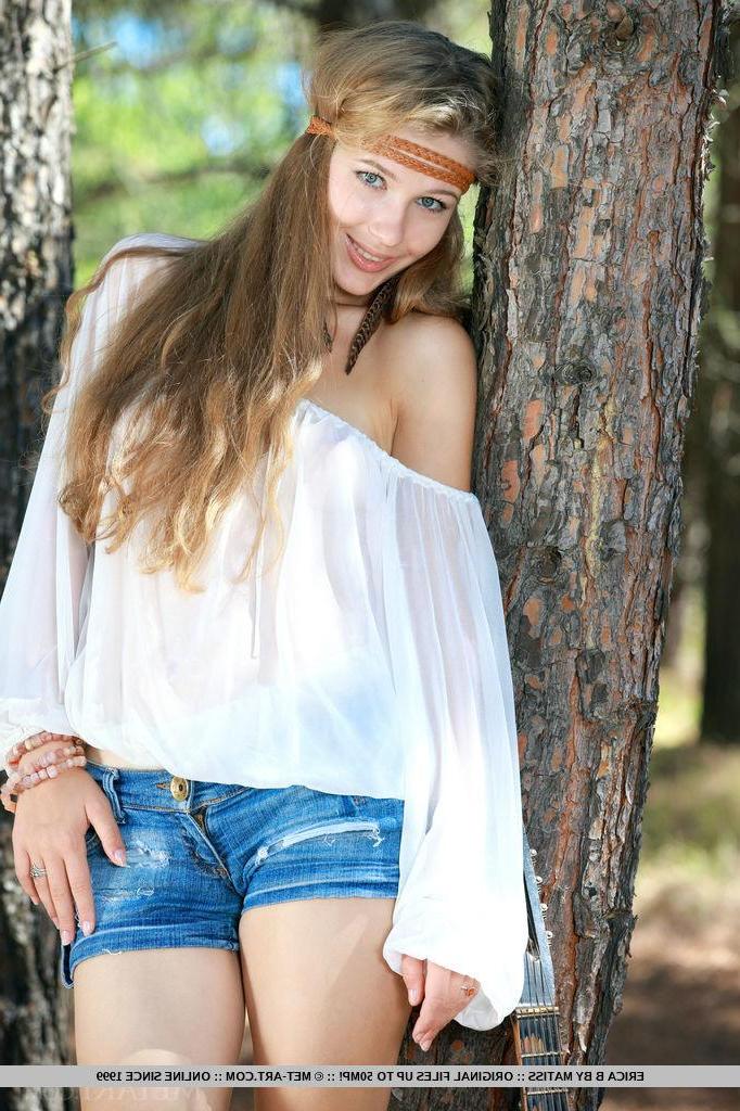 18P Beautiful blonde hippie Erica B plays her guitar in the nude