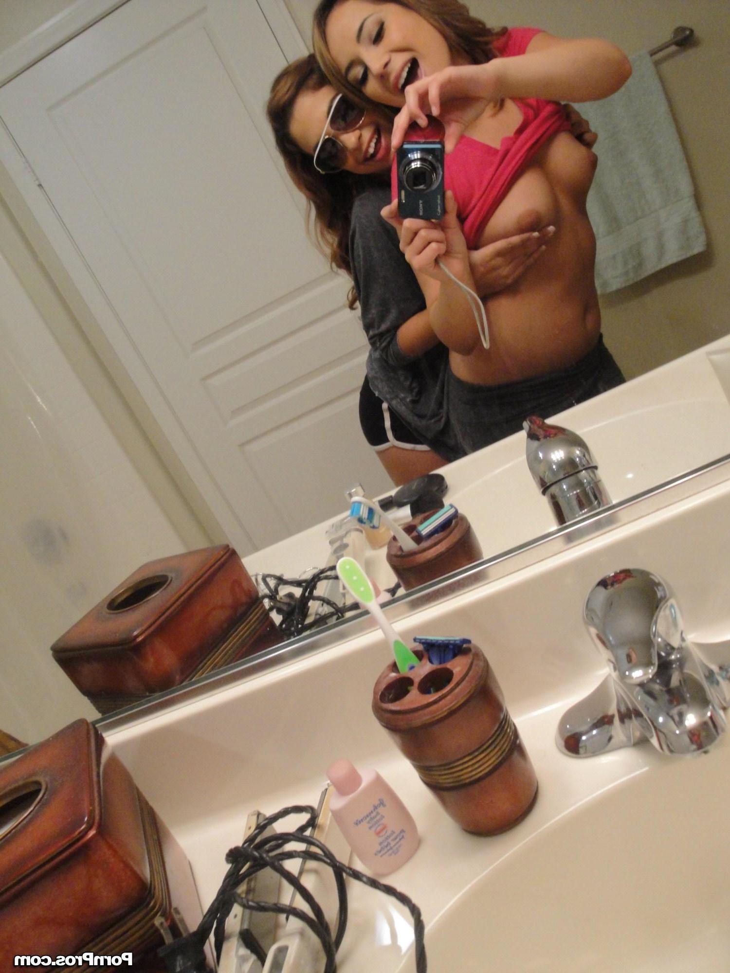 16P Hot teen BFFs give a wild threesome
