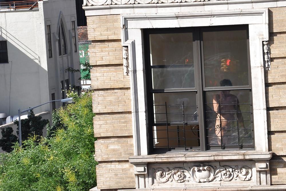 5P Harlem Naked Neighbor 2 New York