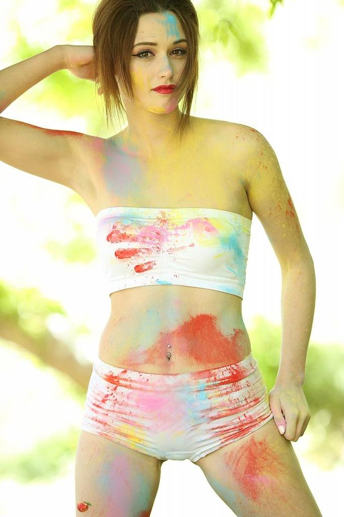 15P Redhead teen Hayden Ryan is all full of colour