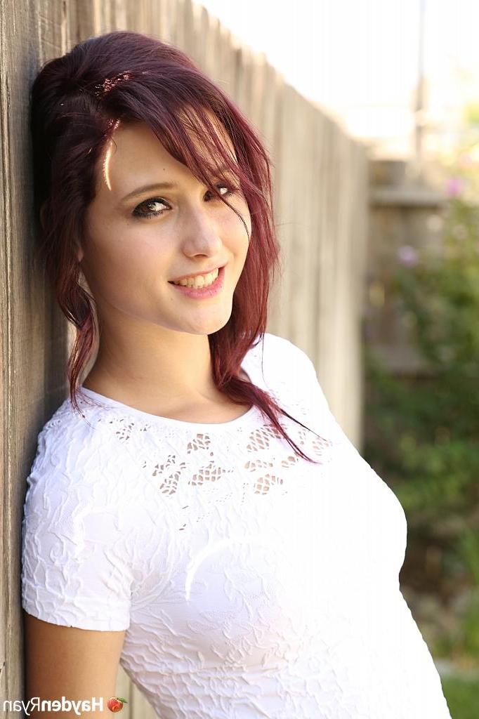 15P Redhead teen Hayden Ryan strips for you on the fence