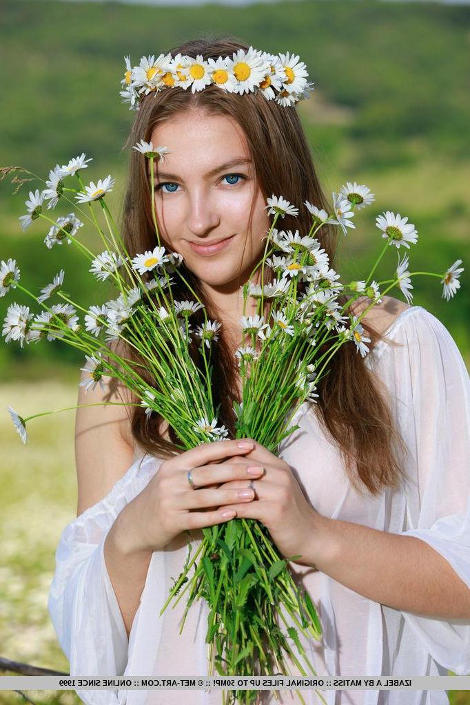 18P Beautiful teen Izabel A displays her pretty flower in "Saleja"