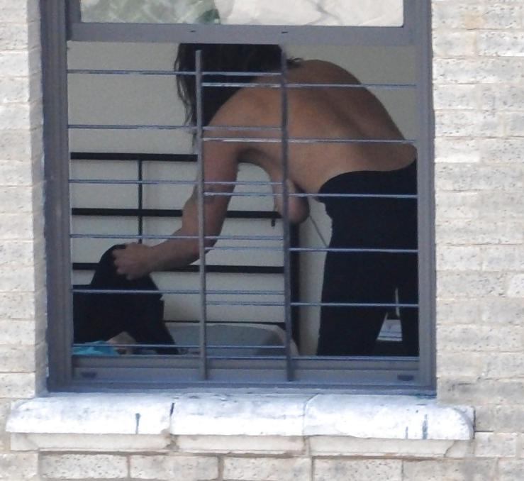 14P Harlem Naked Neighbor 4 New York