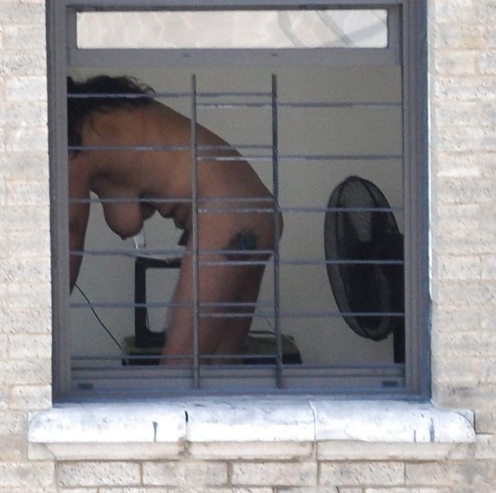 14P Harlem Naked Neighbor 4 New York