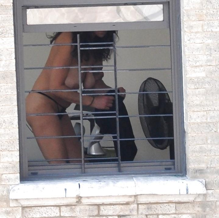 14P Harlem Naked Neighbor 4 New York