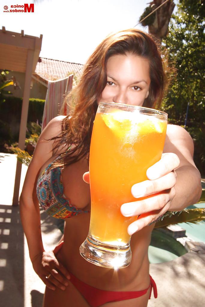 16P You can't peel your eyes off of pornstar Monica Mendez' big knockers