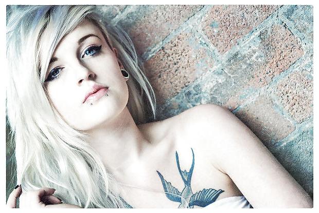 23P Amateur British Teens