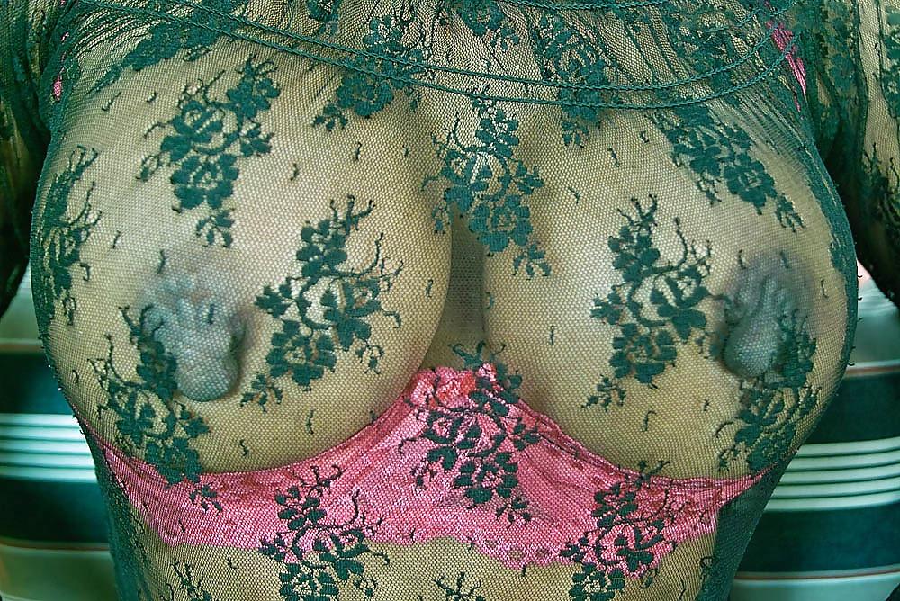 16P Cauldia big black nipples