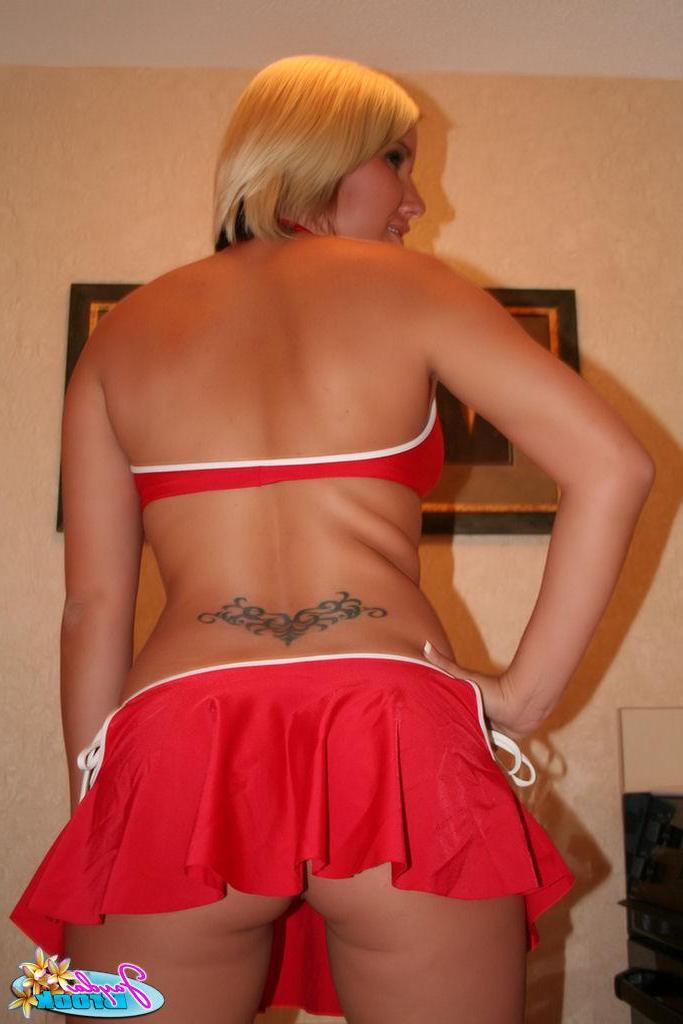 20P Pictures of Jayda Brook riding a dildo
