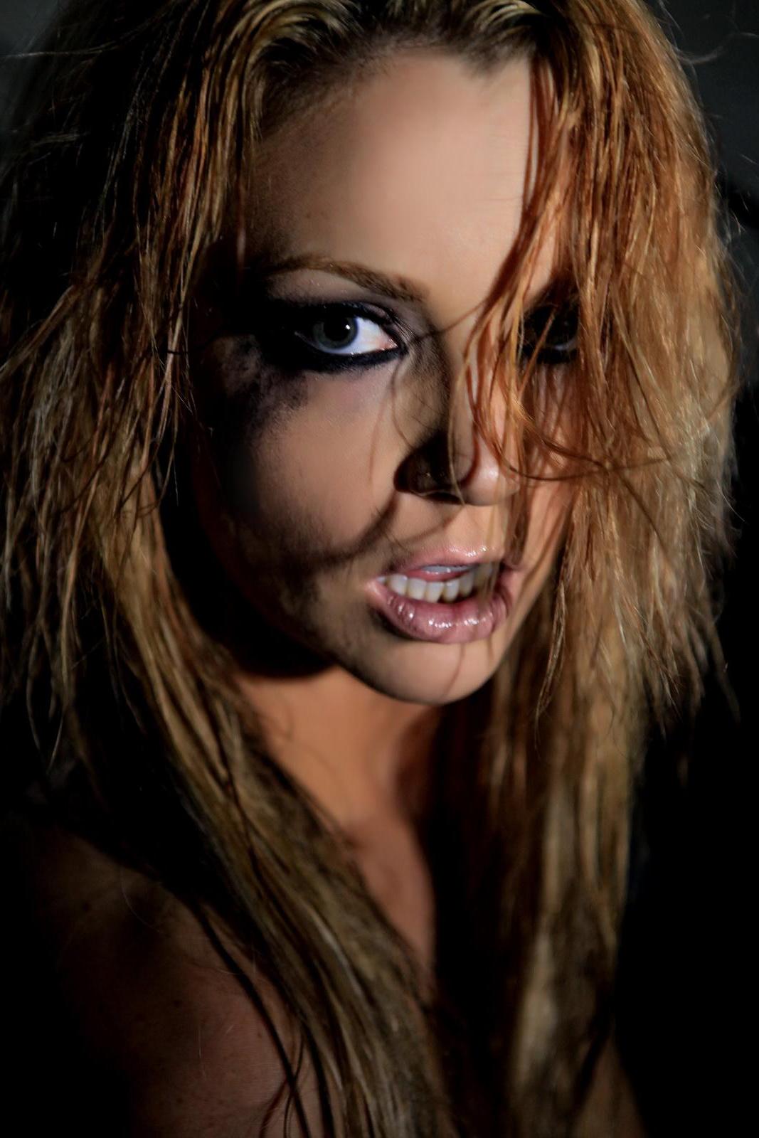 15P Pictures of Jayden Cole embracing her dark and twisted side!