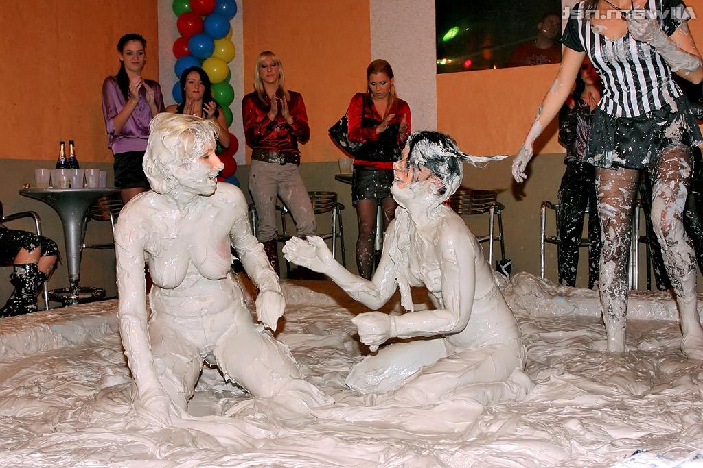 16P Fetish lady Rihanna Samuel is into messy catfught with her friend