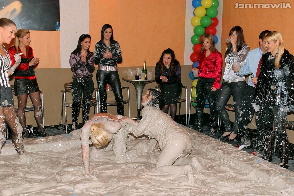 16P Fetish lady Rihanna Samuel is into messy catfught with her friend