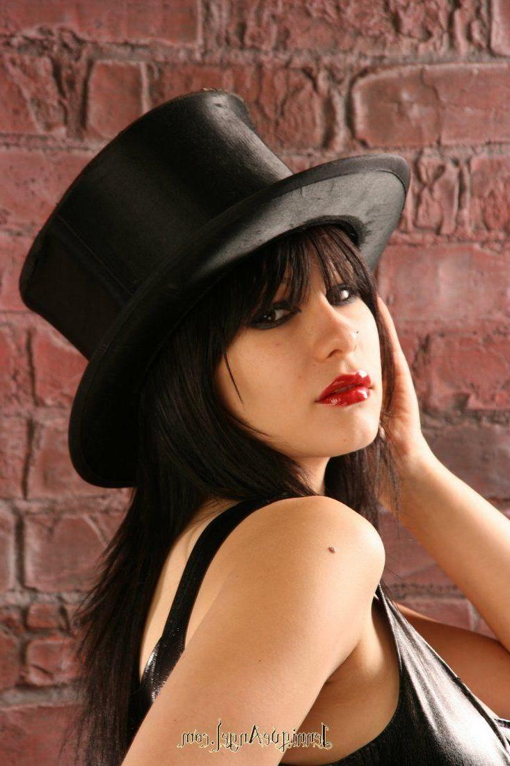 15P Pictures of teen chick Jennique Angel posing on a motorcycle