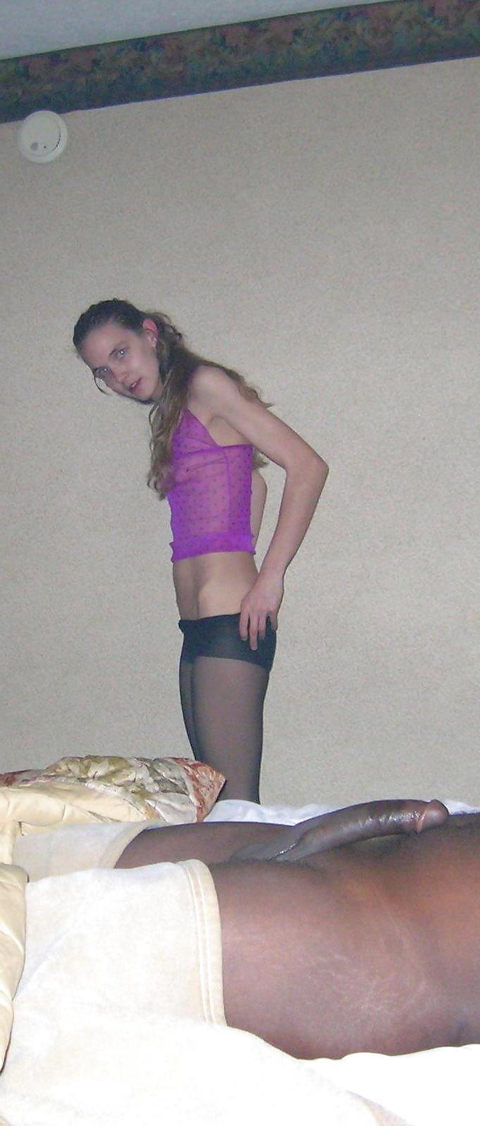 25P White Daughters - Into Black Guys