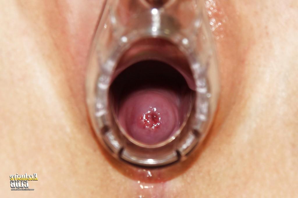 12P Sweet babe Samantha Jolie has a strong fetish for her toys