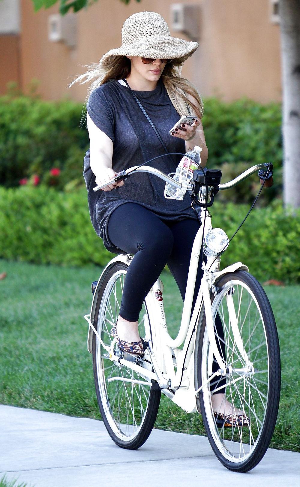 11P Hilary Duff - out riding her bike in Toluca Lake