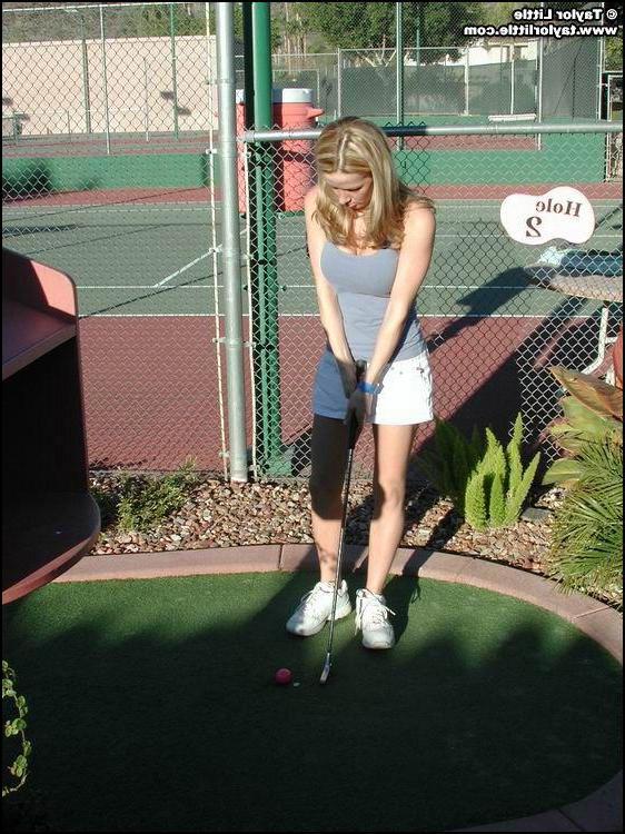 20P Pictures of Taylor Little and Jordan Capri playing kinky golf