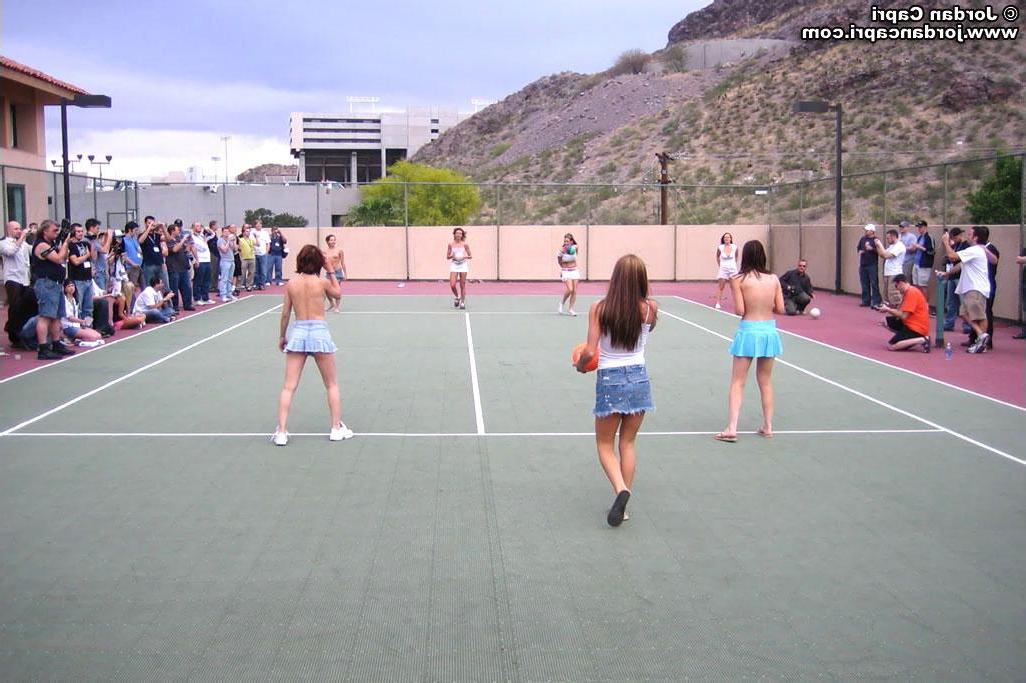 20P Jordan and her friends get naughty on the tennis court