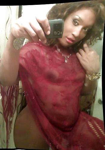 12P Beautiful Black Tranny