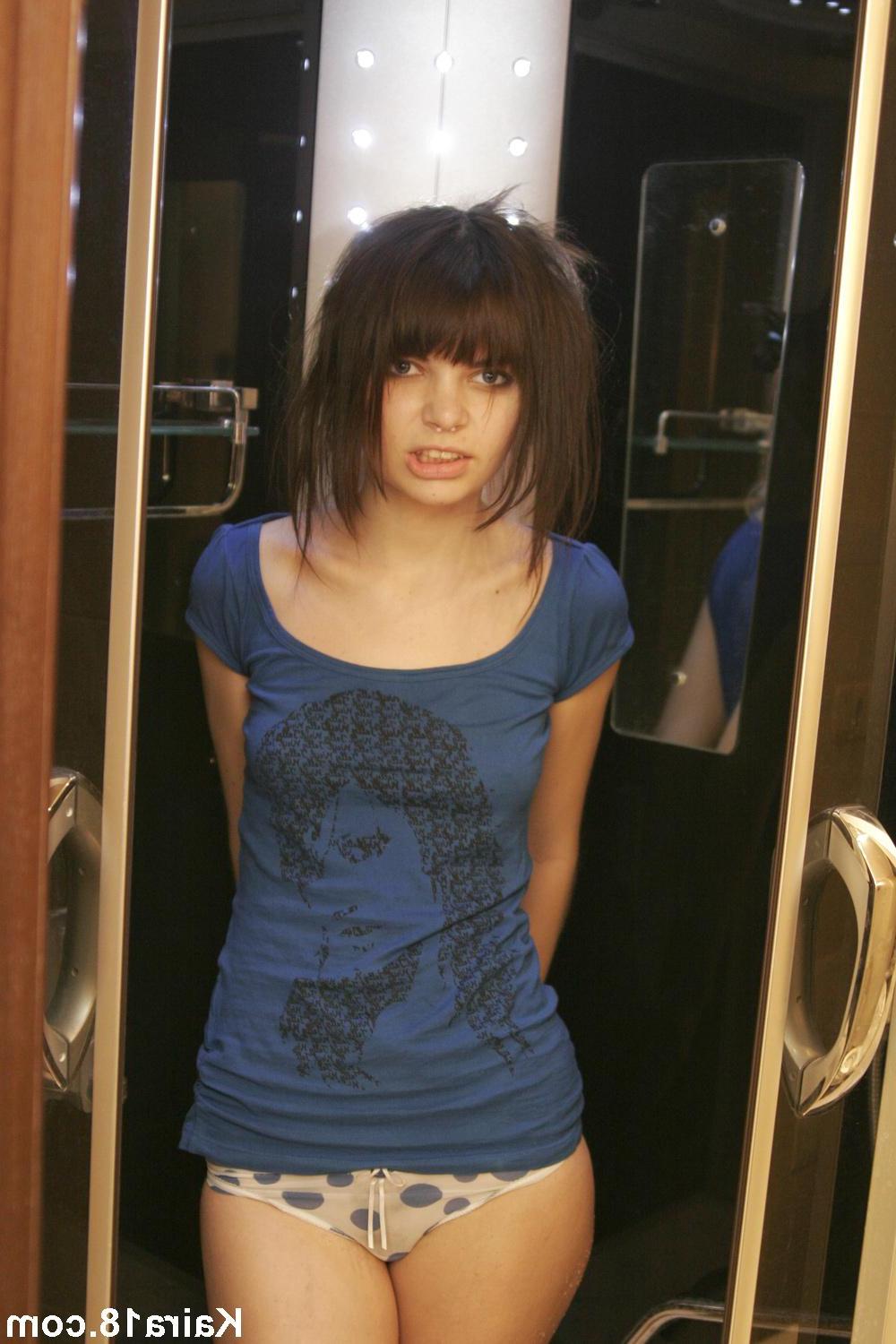 20P Pictures of Kaira 18 getting all wet for you
