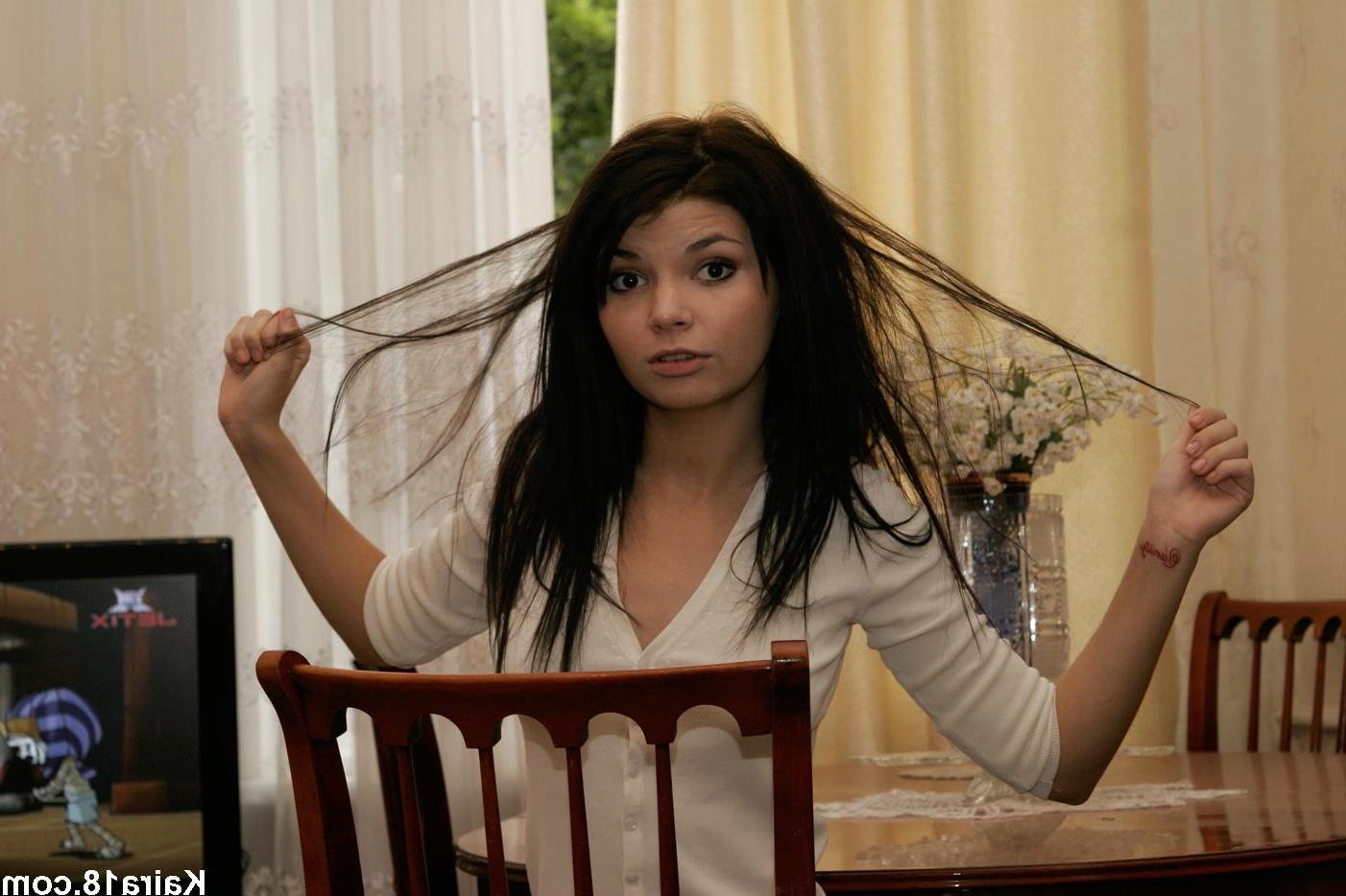 13P Pictures of Kaira 18 all naked at home for you