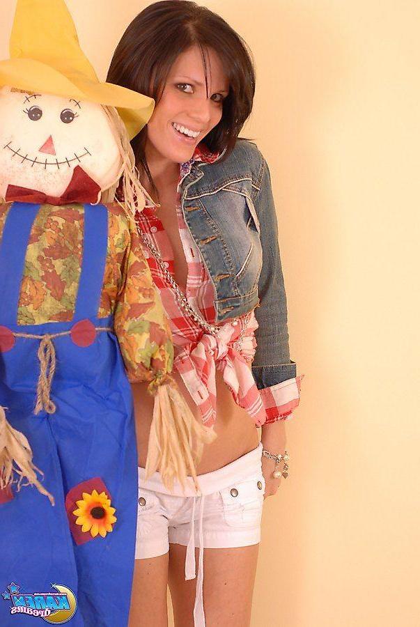 20P Pictures of Karen Dreams being a naughty farmer chick