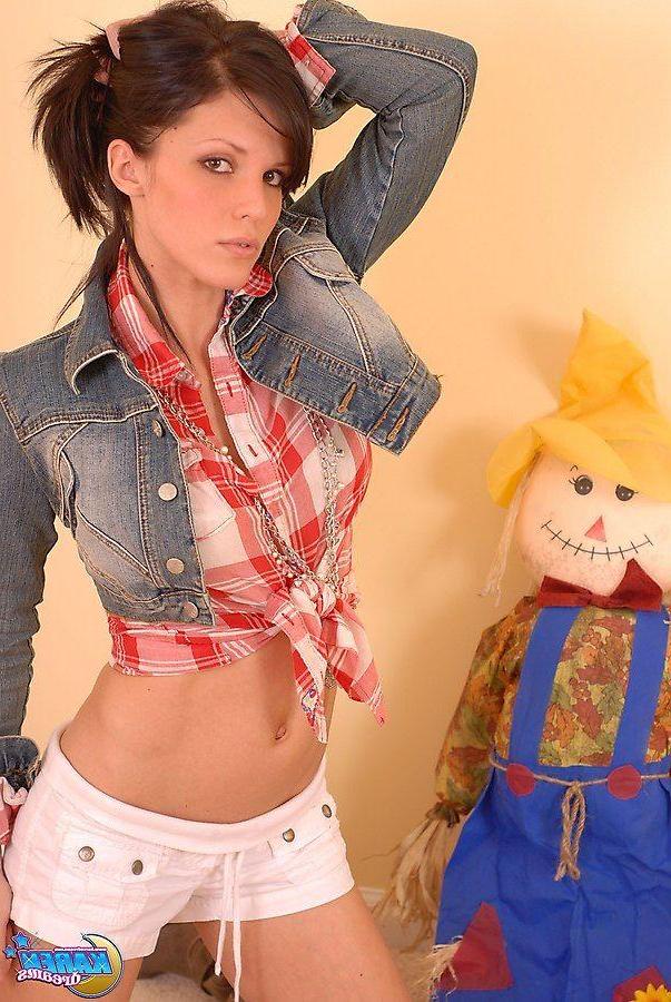 20P Pictures of Karen Dreams being a naughty farmer chick