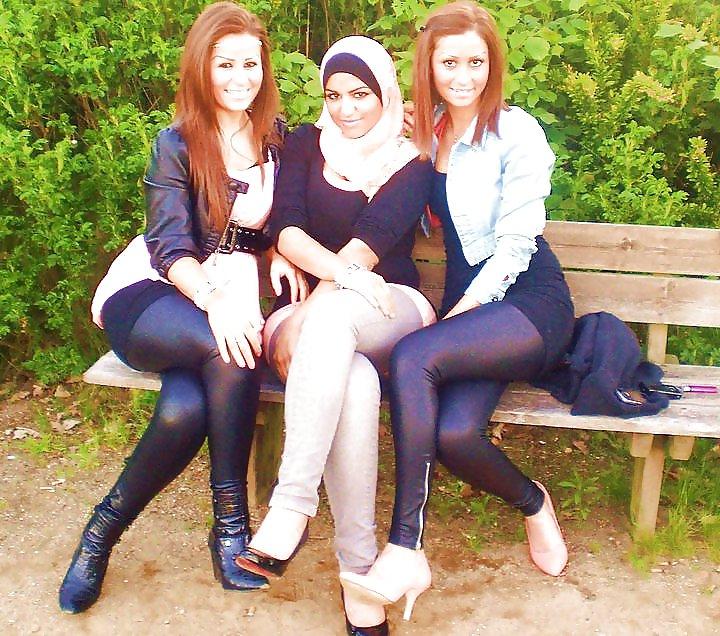 22P Turkish Hijab Hot Teen Girl