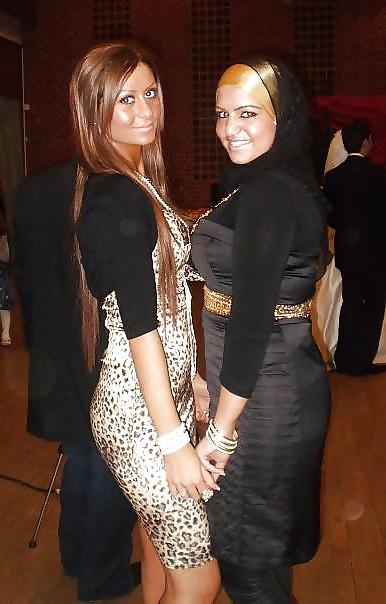 22P Turkish Hijab Hot Teen Girl