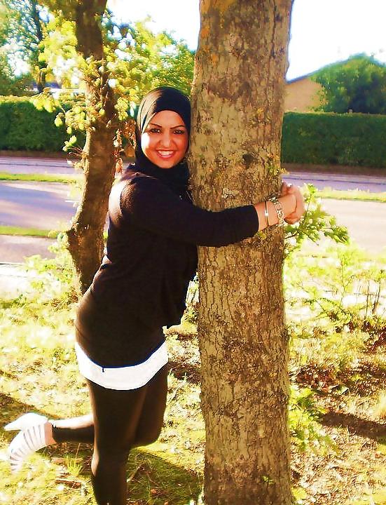 22P Turkish Hijab Hot Teen Girl