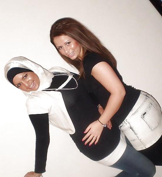 22P Turkish Hijab Hot Teen Girl