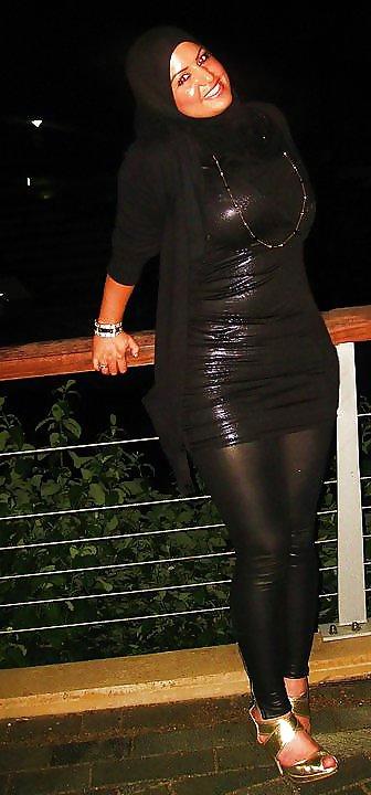 22P Turkish Hijab Hot Teen Girl