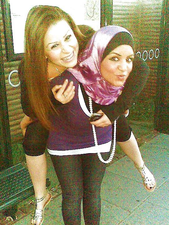 22P Turkish Hijab Hot Teen Girl