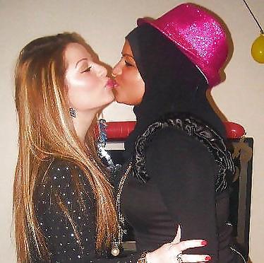 22P Turkish Hijab Hot Teen Girl