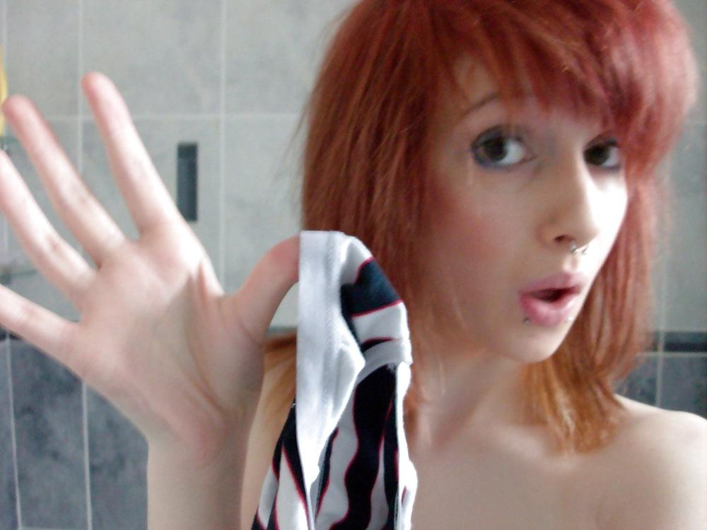 15P Red Hair Girl