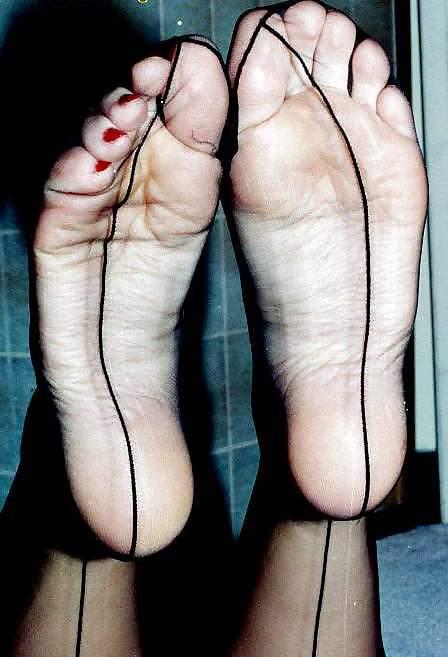 10P More Nylon Feet