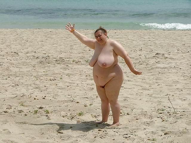 25P KICKASS AMATURE BBW GALLERY