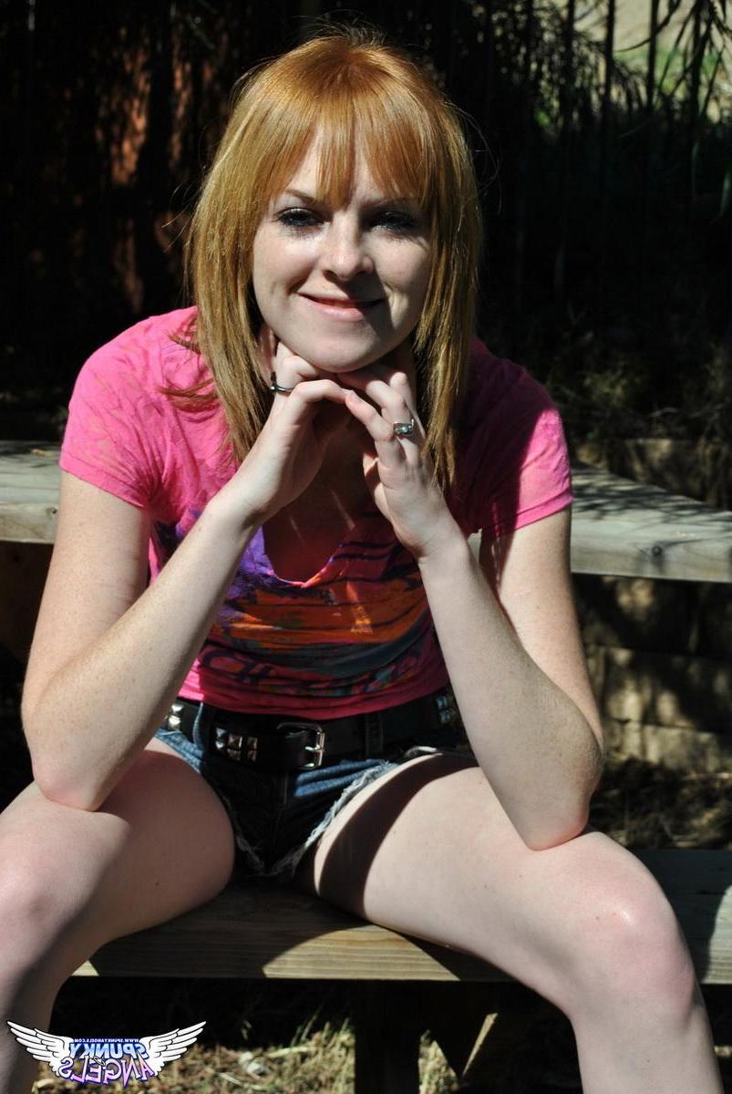 20P Redhead teen Kate Cooper flashes her pussy for you outside