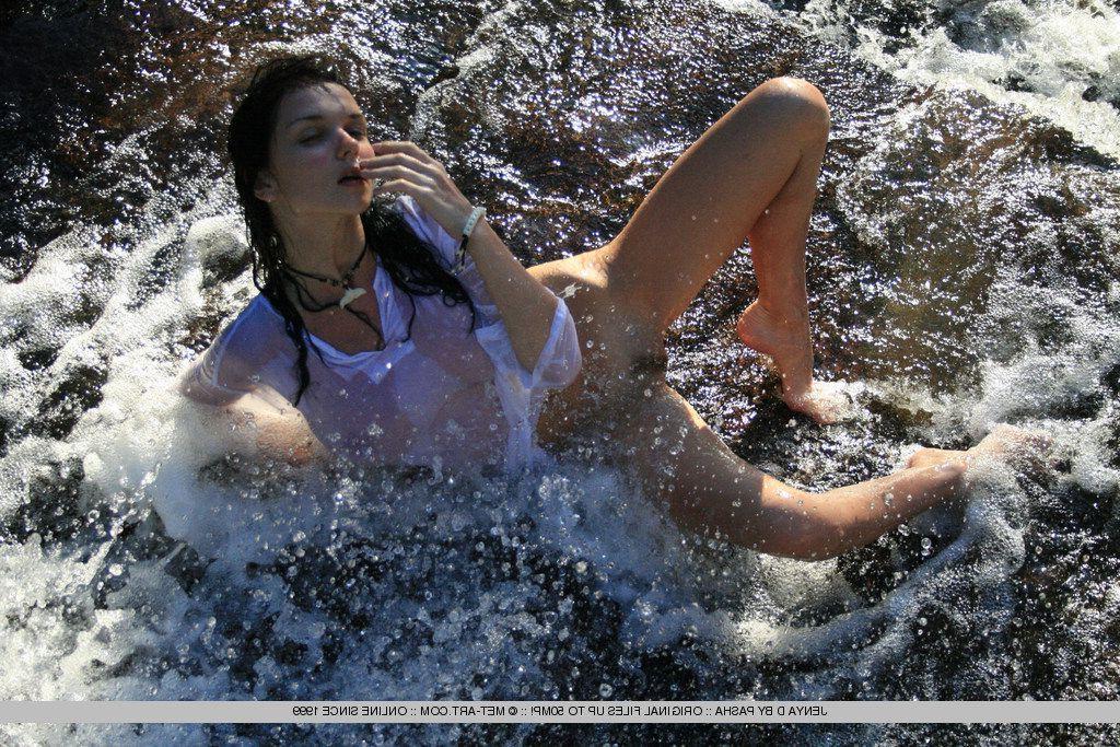 12P Pictures of Jenya D getting all wet outside