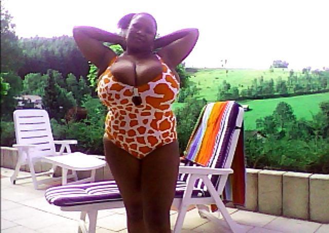 15P BBW Pornostar webcam 10