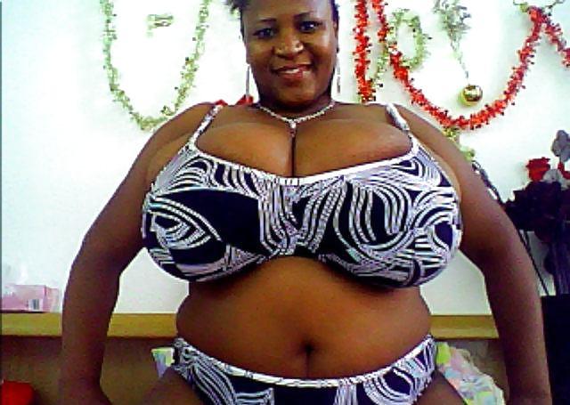 15P BBW Pornostar webcam 7