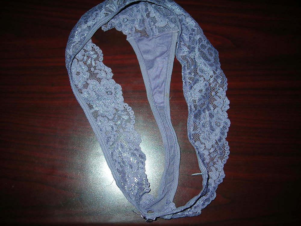 10P Cumshot on purple panties!