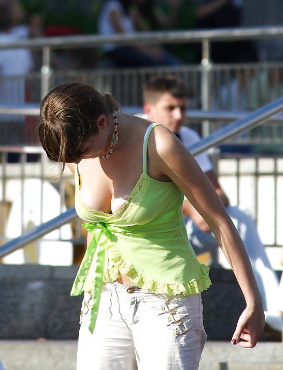 25P Nip slip DB & upskirt 