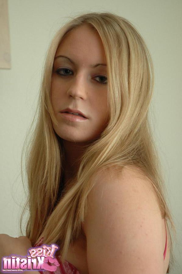 20P Pictures of Kiss Kristin teasing in her underwear