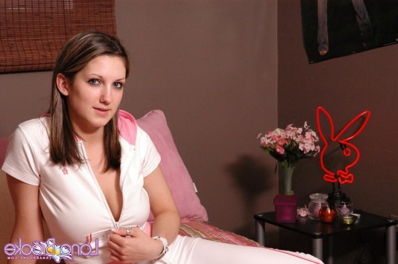 15P Lana shows off her large cleavage