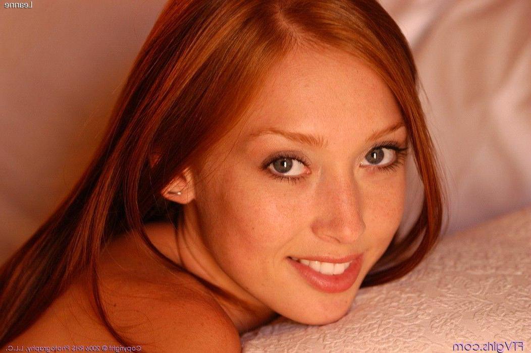 20P Pictures of redhead teen Leanne ready for sex