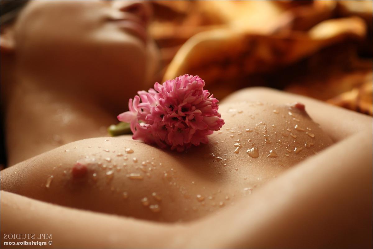 12P MPL Studios Presents Lidija in "Bodyscape Droplets"