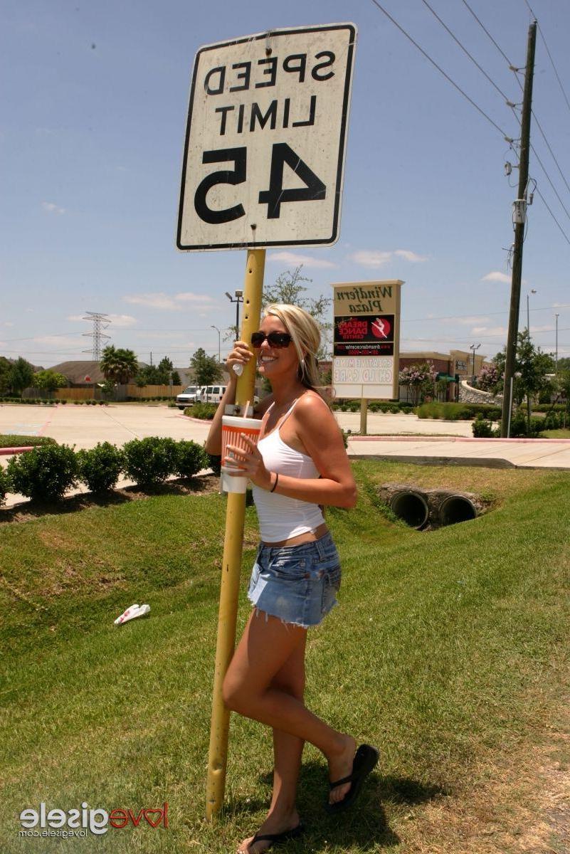 15P Pictures of Love Gisele being a cock tease in public