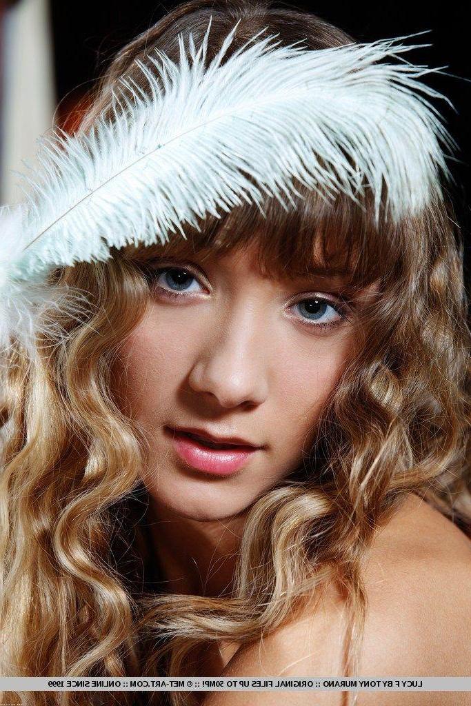 18P Pictures of teen babe Lucy F giving your cock a tease